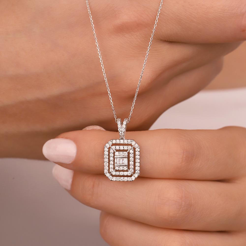 0,30 Karat Lab Pırlantalı Baget Taşlı Kolye - FP02949