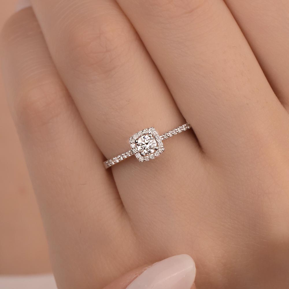 0,45 Karat Lab Pırlanta Halo Tektaş Yüzük - FP12406