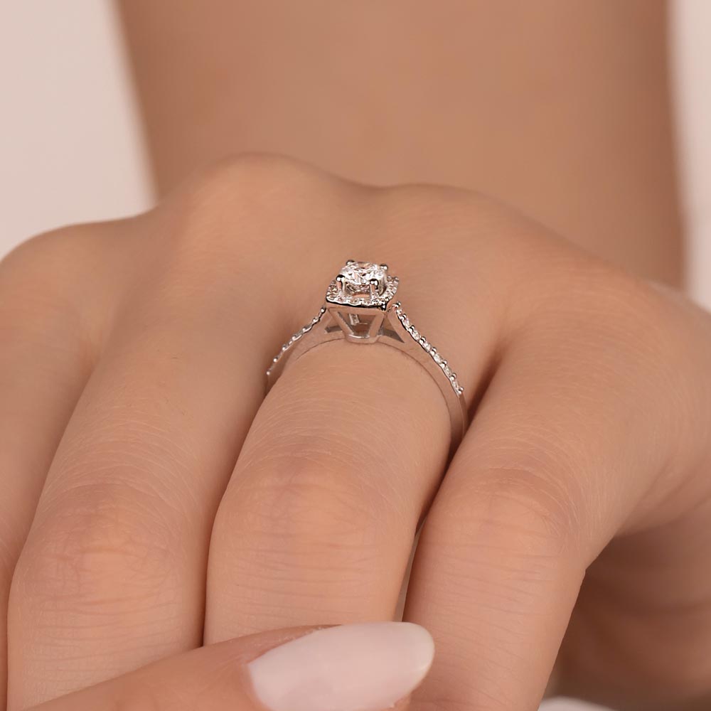 0.45 Karat Lab Pırlanta Özel Tasarım Halo Tektaş Yüzük - FP04033
