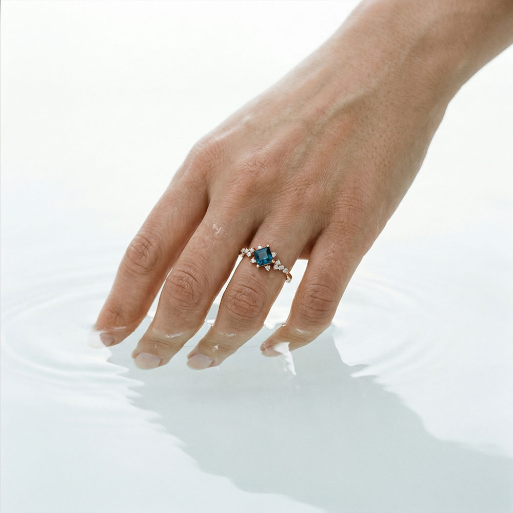 1,01 Karat Lab Pırlanta ve Prenses Kesim London Blue Topaz Vintage Aurora Tasarım Yüzük - FP12012