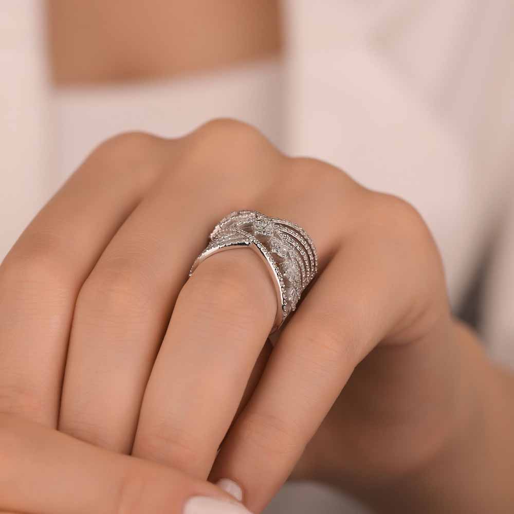 1,20 Karat Lab Pırlanta Taşlı Baget Yüzük - FP04993