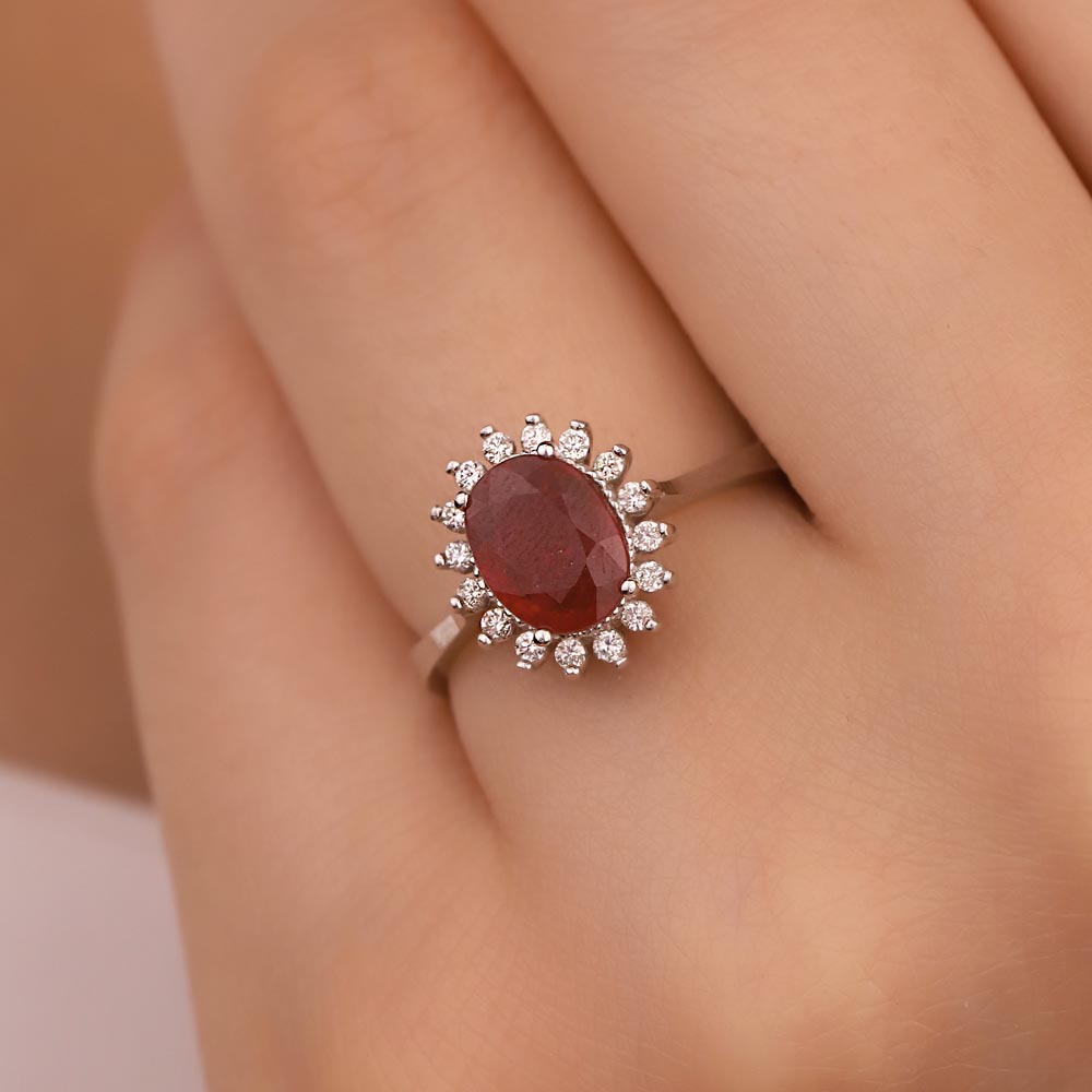 1,55 Karat Lab Pırlanta Oval Kesim Stern Yakut Yüzük - FP01065