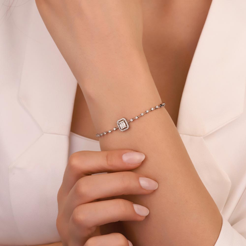 0,40 Karat Laboratuvar Pırlantalı Baget Taşlı Su Yolu Bileklik
