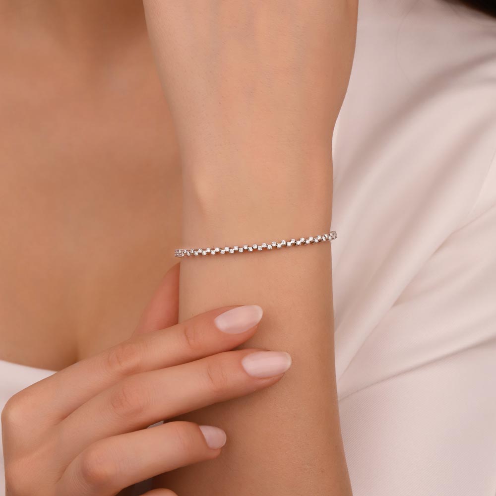 1,60 Karat Laboratuvar Pırlanta Çapraz Su Yolu Bileklik