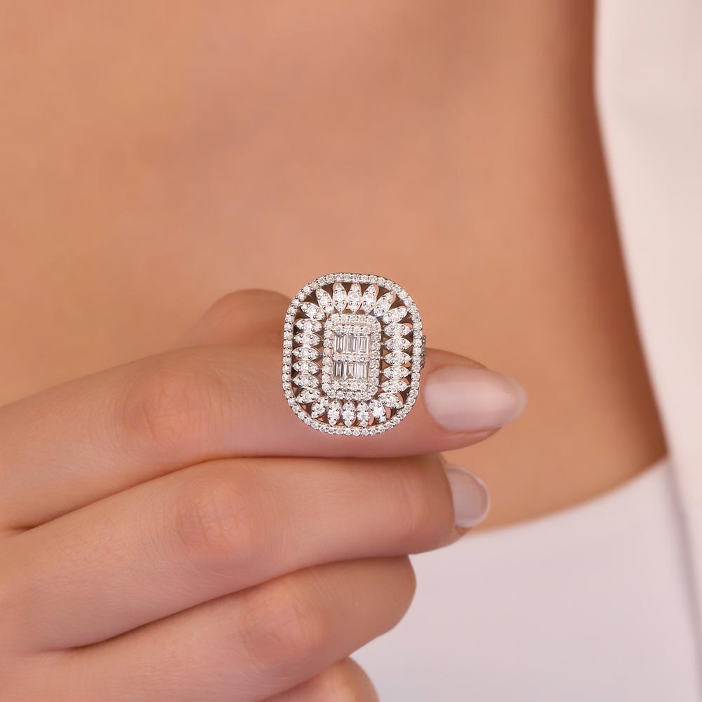 1,55 Karat Laboratuvar Pırlantalı Baget Taşlı Yüzük