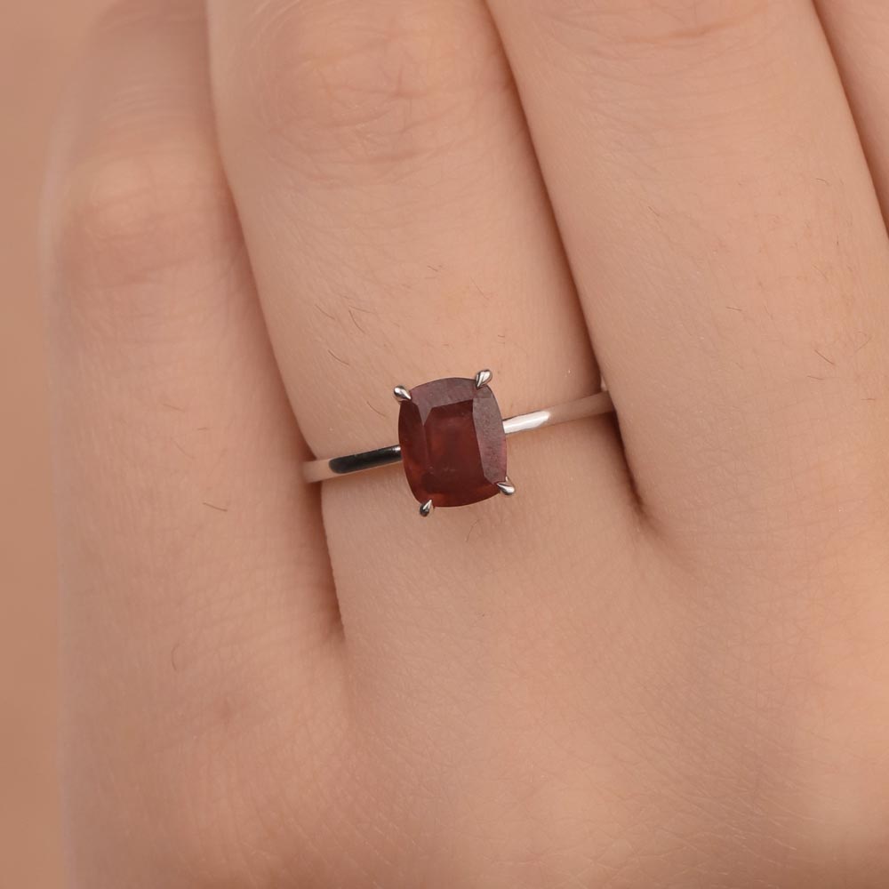 1,45 Karat Laboratuvar Pırlantalı Yakut Taşlı Yüzük