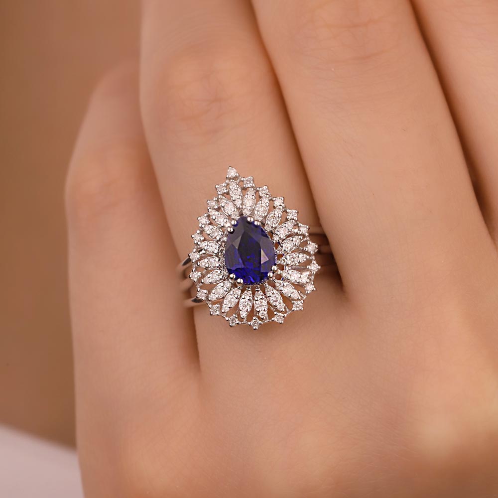 1,93 Karat. Laboratuvar Pırlanta Safir Taşlı Yüzük