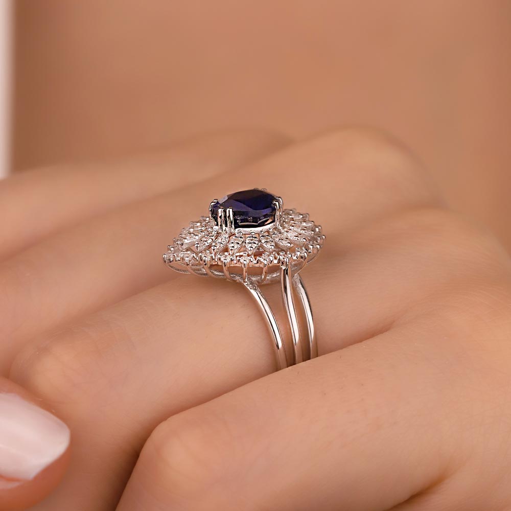 1,93 Karat. Laboratuvar Pırlanta Safir Taşlı Yüzük
