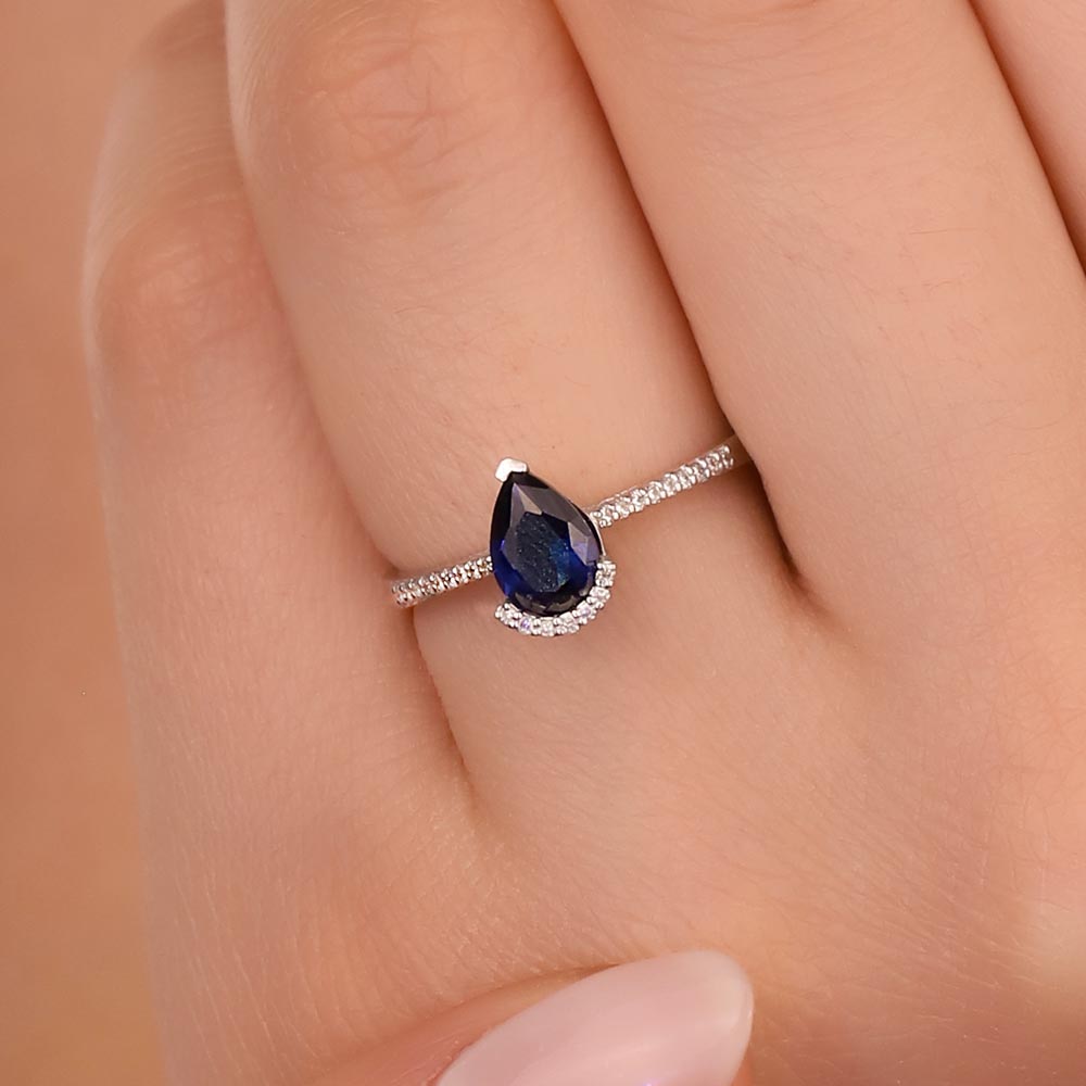 1,09 Karat Laboratuvar Pırlanta Royale Safir Yüzük