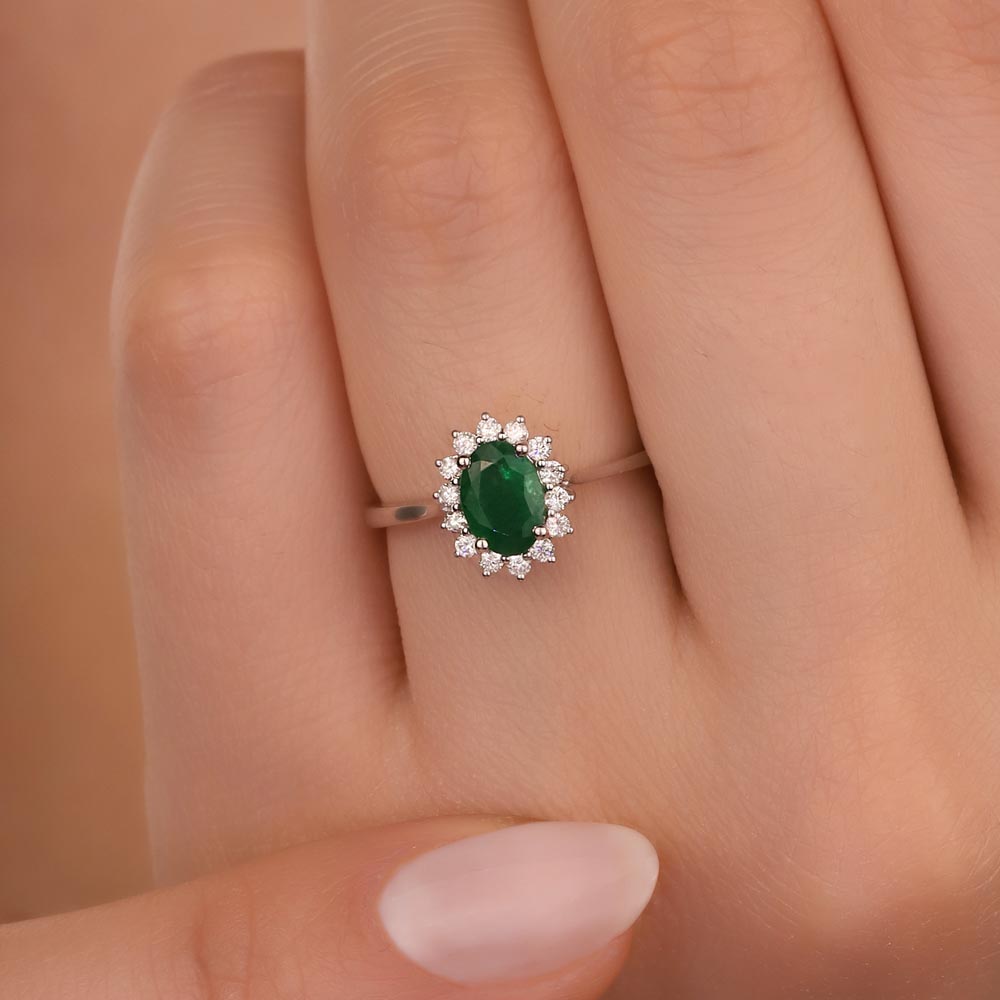 1,00 Karat Laboratuvar Pırlanta Oval Anturaj Jasmine Zümrüt Yüzük