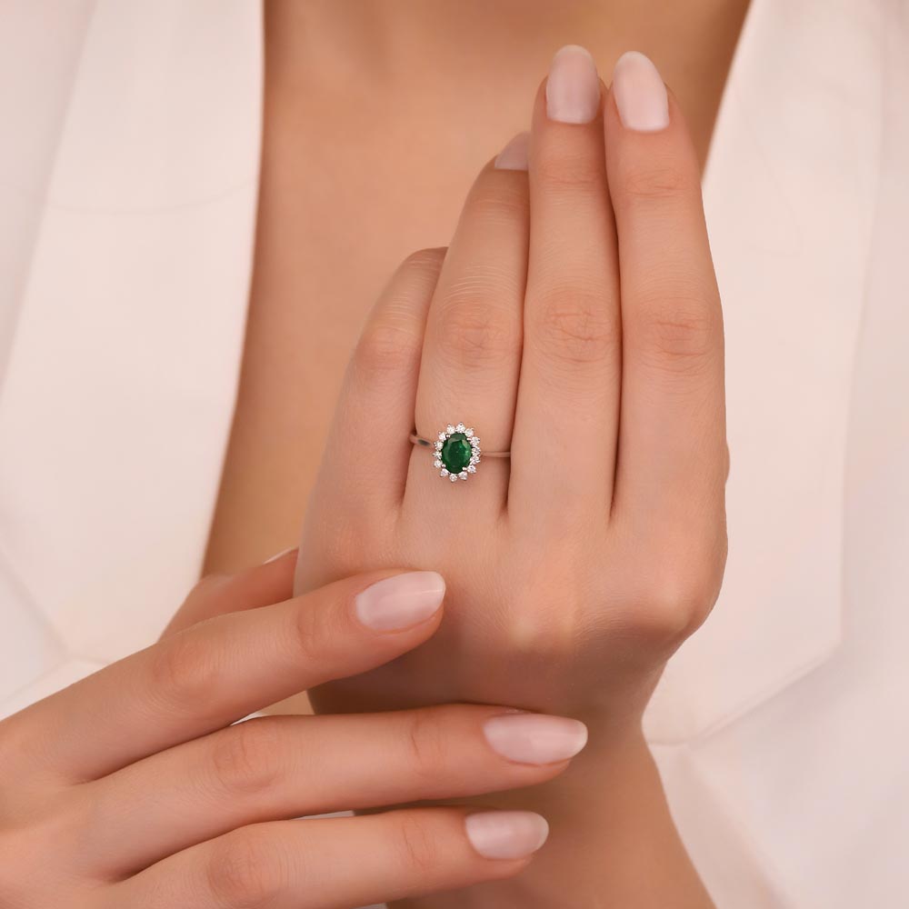 1,00 Karat Laboratuvar Pırlanta Oval Anturaj Jasmine Zümrüt Yüzük