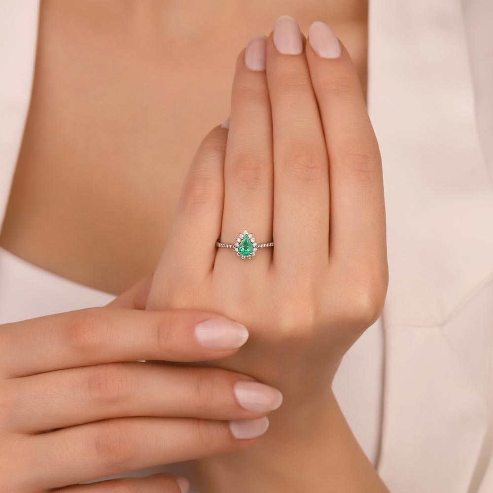 0,95 Karat Laboratuvar Pırlanta Jasmine Zümrüt Yüzük